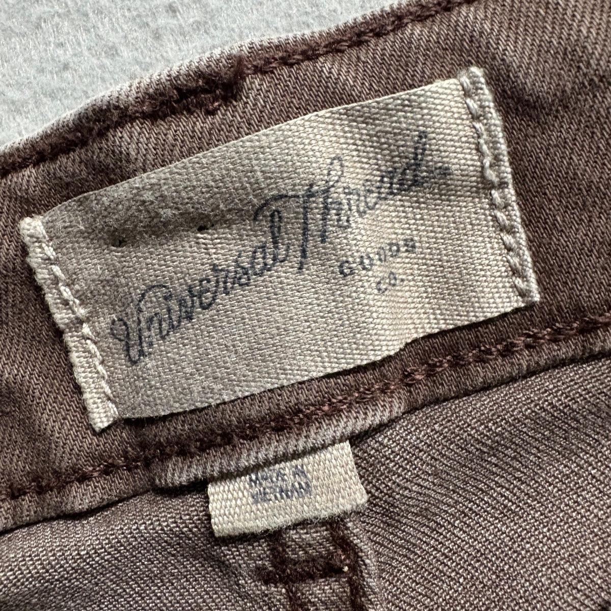 Universal Thread Womens Boyfriend Cargo Pants Size 12 Brown Stretch Casual