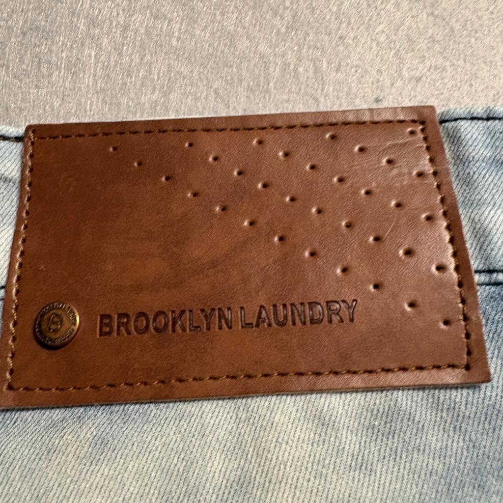 Brooklyn Laundry Jeans Mens 36x32 Light Wash Acid Bleach Distressed Stretch