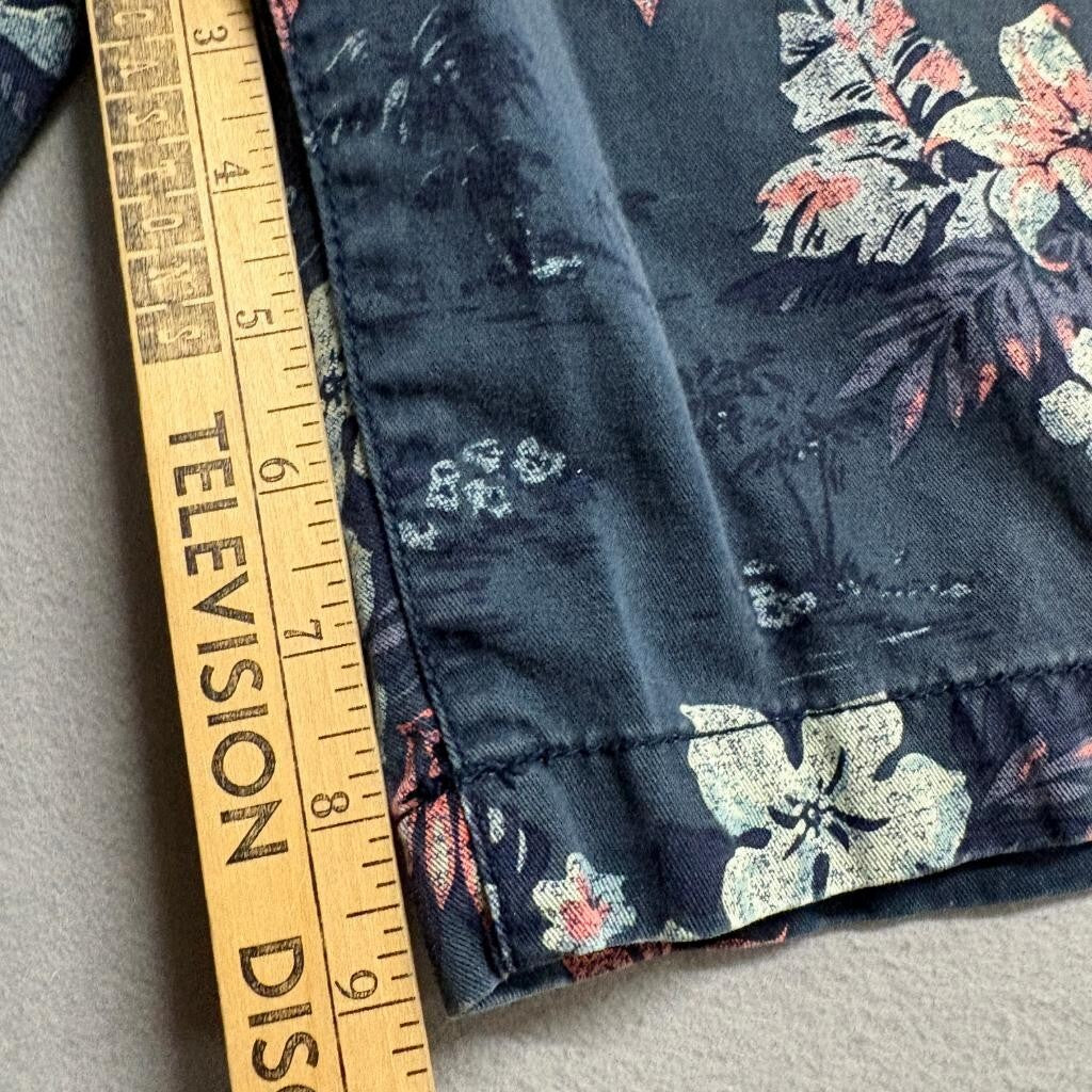 Arizona Jean Co Mens Shorts Size 34 Blue Floral Tropical Cotton Flat Front Chino