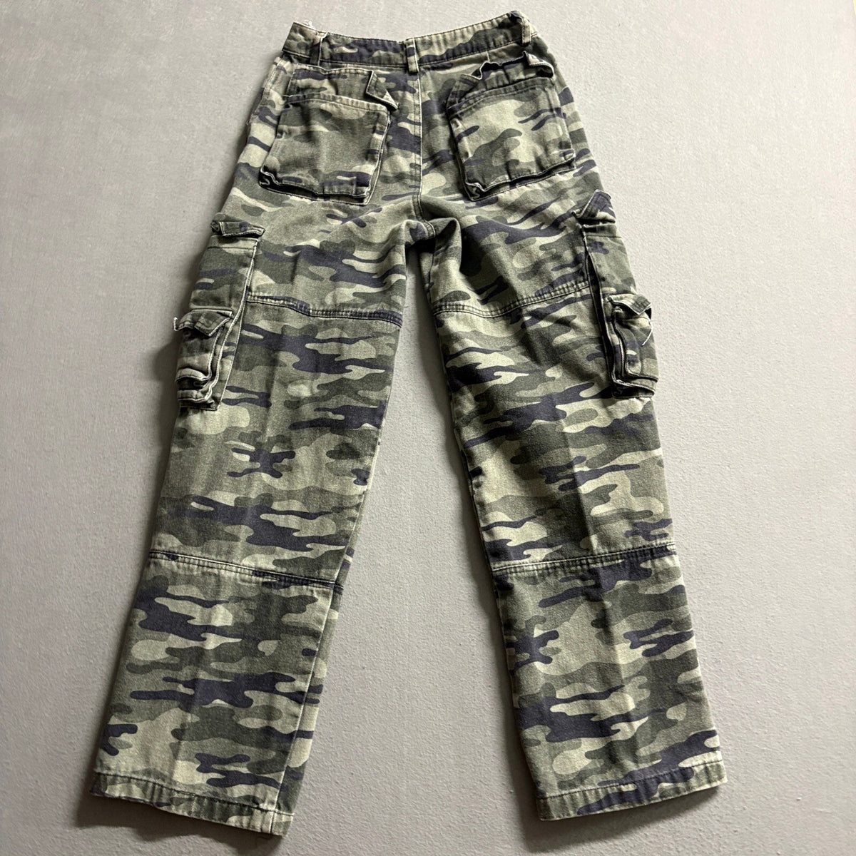 Forever 21 Camo Cargo Pants Womens Small Green Camouflage Wide Leg Utility
