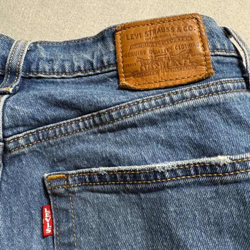 Levi's Premium Ribcage Straight Jeans Womens 29 Blue Denim High Rise Button Fly