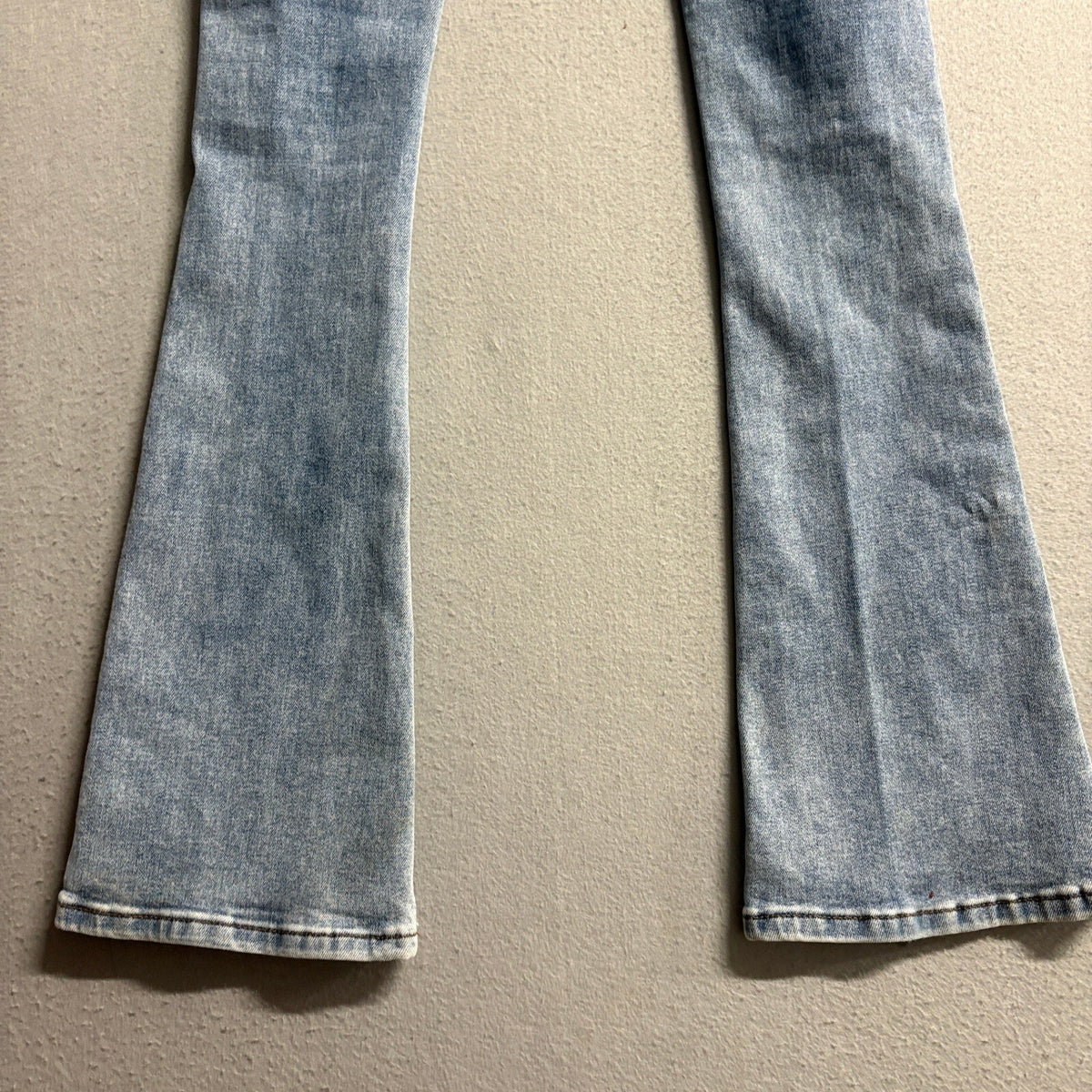 Love Soho Flare Jeans Womens Size 0 Blue Denim Stretch Light Wash Flared Leg