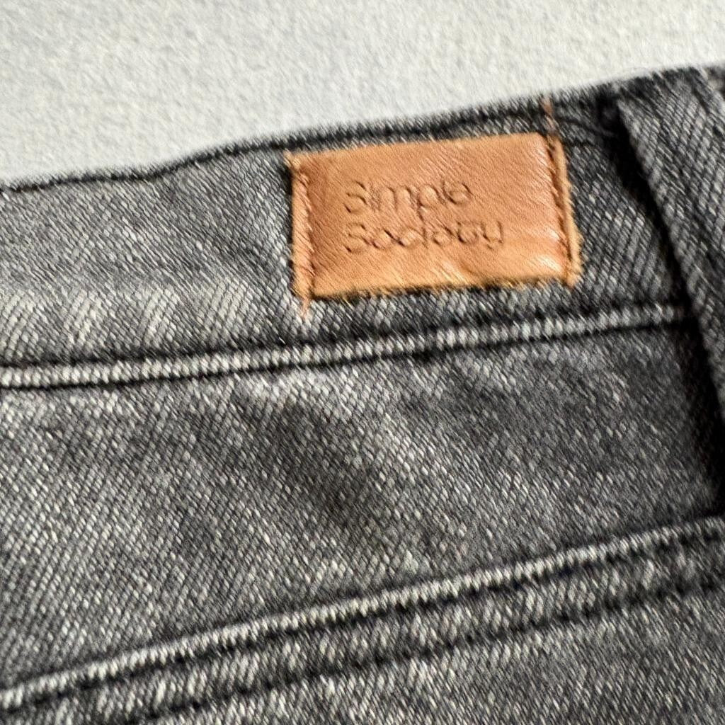 Simple Society Distressed Jeans Womens 5/27 Black High Rise Raw Frayed Hem Crop