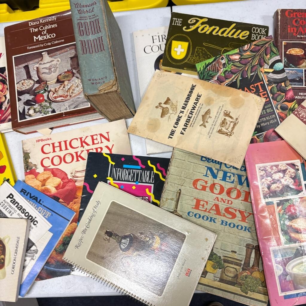 Vintage Cookbook Lot of 18 Retro Cook Books Mexican Fondue Seafood Oriental