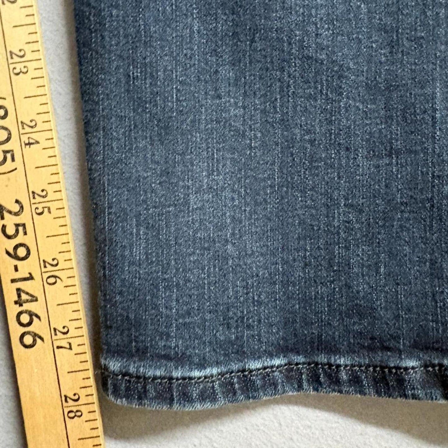 Lee Extreme Motion Slim Fit Straight Leg Jeans Mens 31x30 Dark Wash Stretch Blue