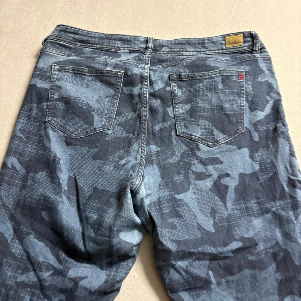 EV1 Ellen DeGeneres Womens Camo Jeans Size 18 Blue Camouflage Stretch Denim