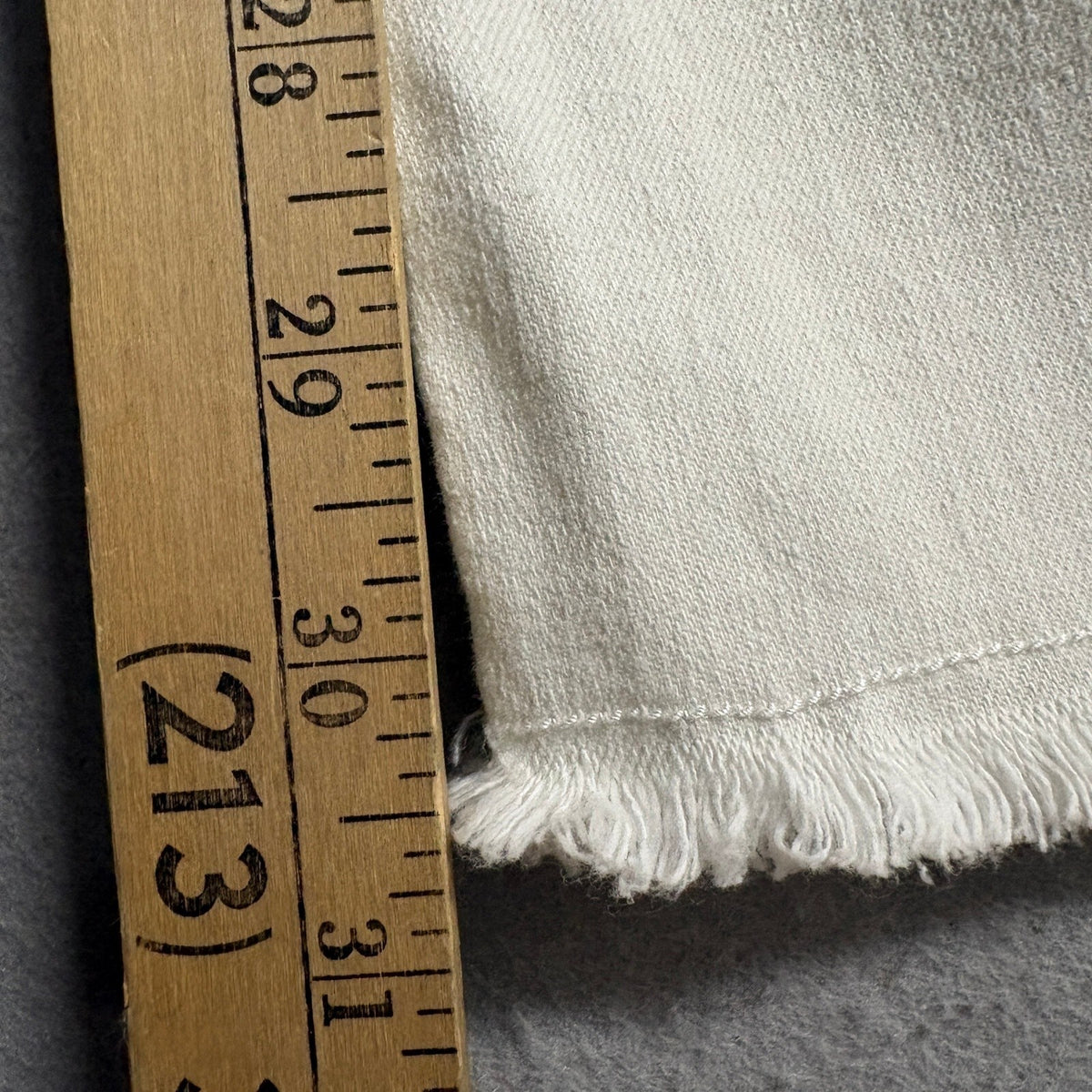 DG2 Diane Gilman Jeans Women Size 4 Off White Frayed Seam Flare Stretch NWT