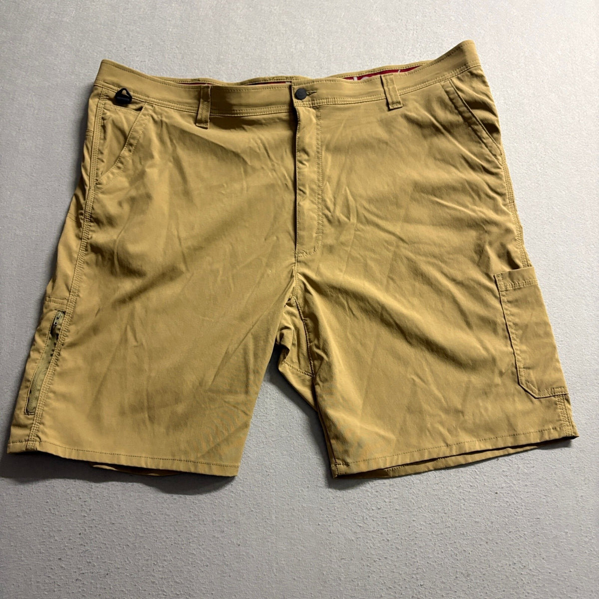 Wrangler Outdoor Cargo Shorts Mens Size 48 Beige Tan Stretch Nylon Utility