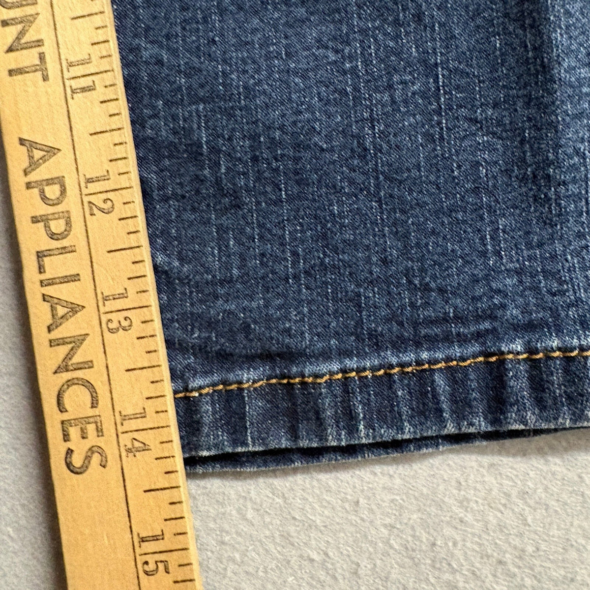 Levi's 512 Perfectly Slimming Denim Bermuda Shorts Womens Size 14 Blue Stretch