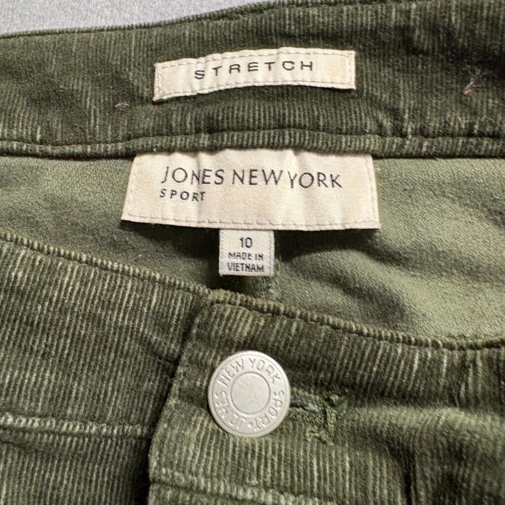 Jones New York Sport Corduroy Pants Womens 10 Green Stretch Straight Leg Casual
