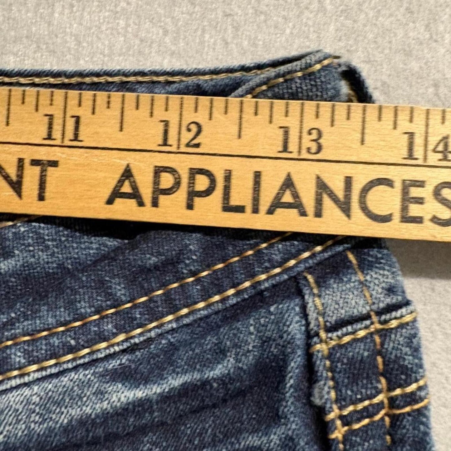 WallFlower Bootcut Jeans Womens Size 3 Blue Denim Embellished Flap Pocket
