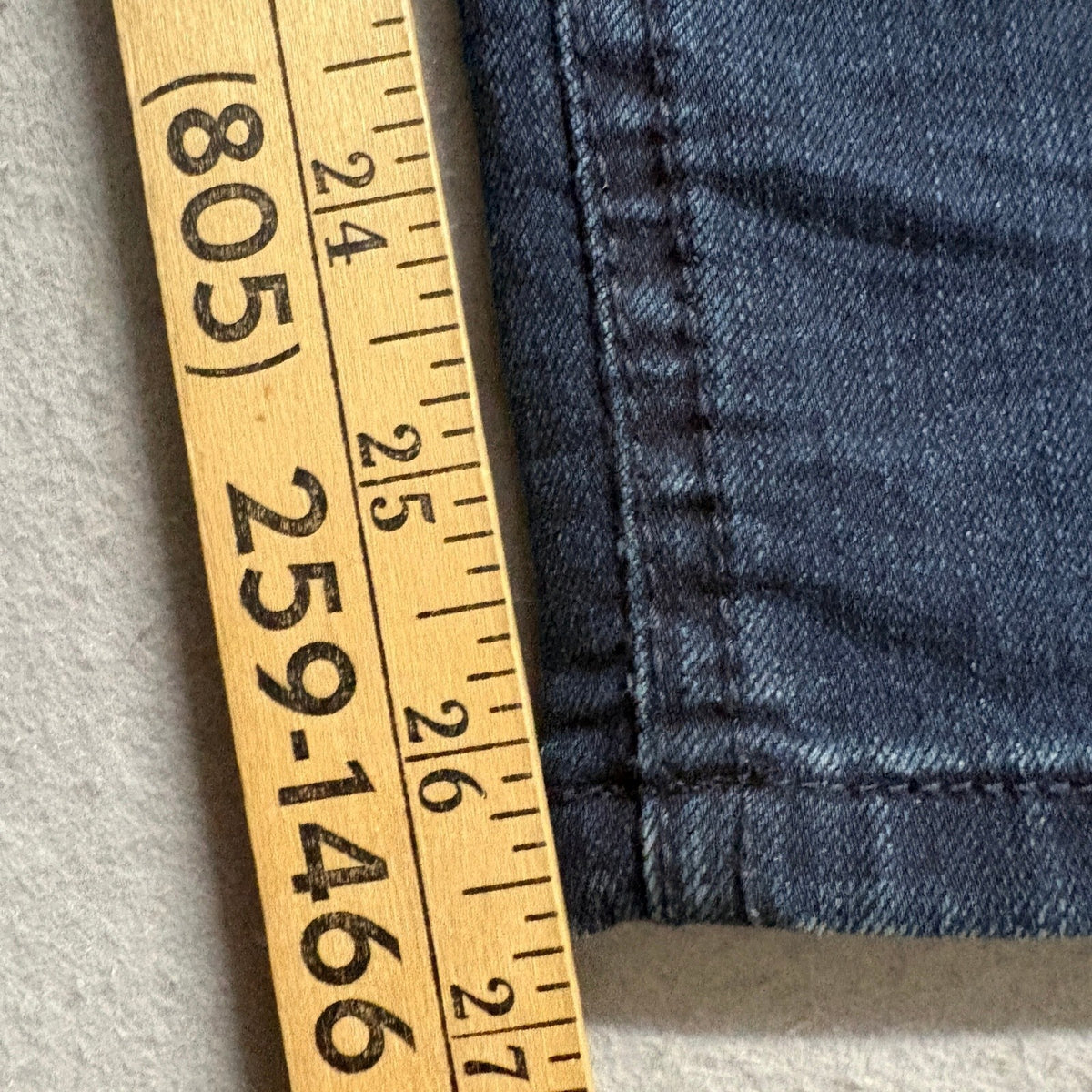 Levi's 502 Regular Taper Jeans Dark Wash Blue Denim Size 12 Reg W26 L27