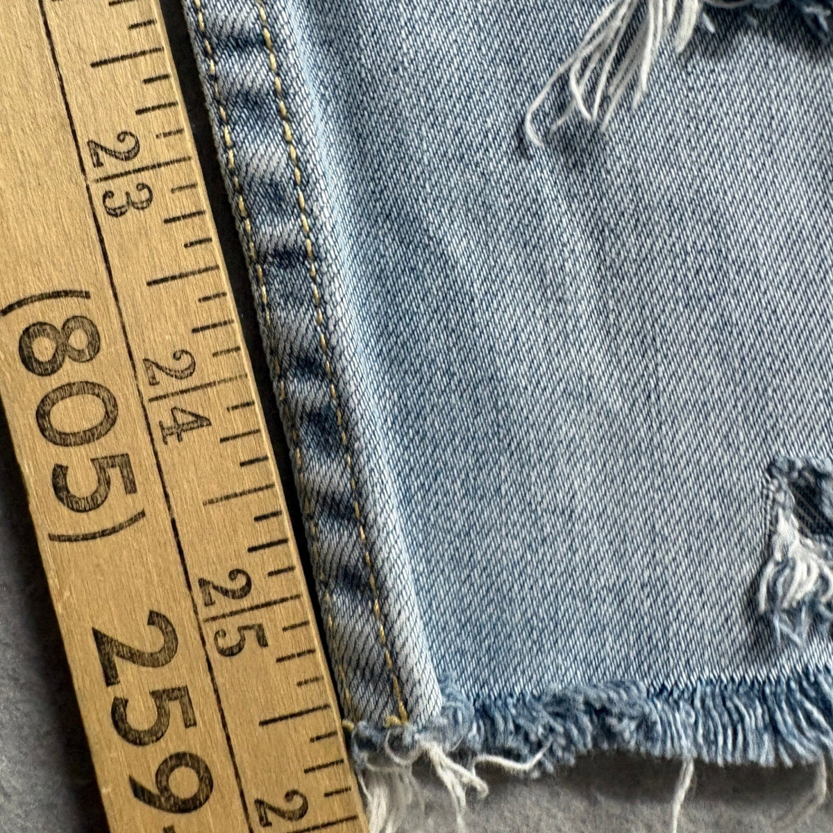 Penshoppe Denimlab Fluid Jeans Womens Small Light Wash Distressed Raw Hem Cotton