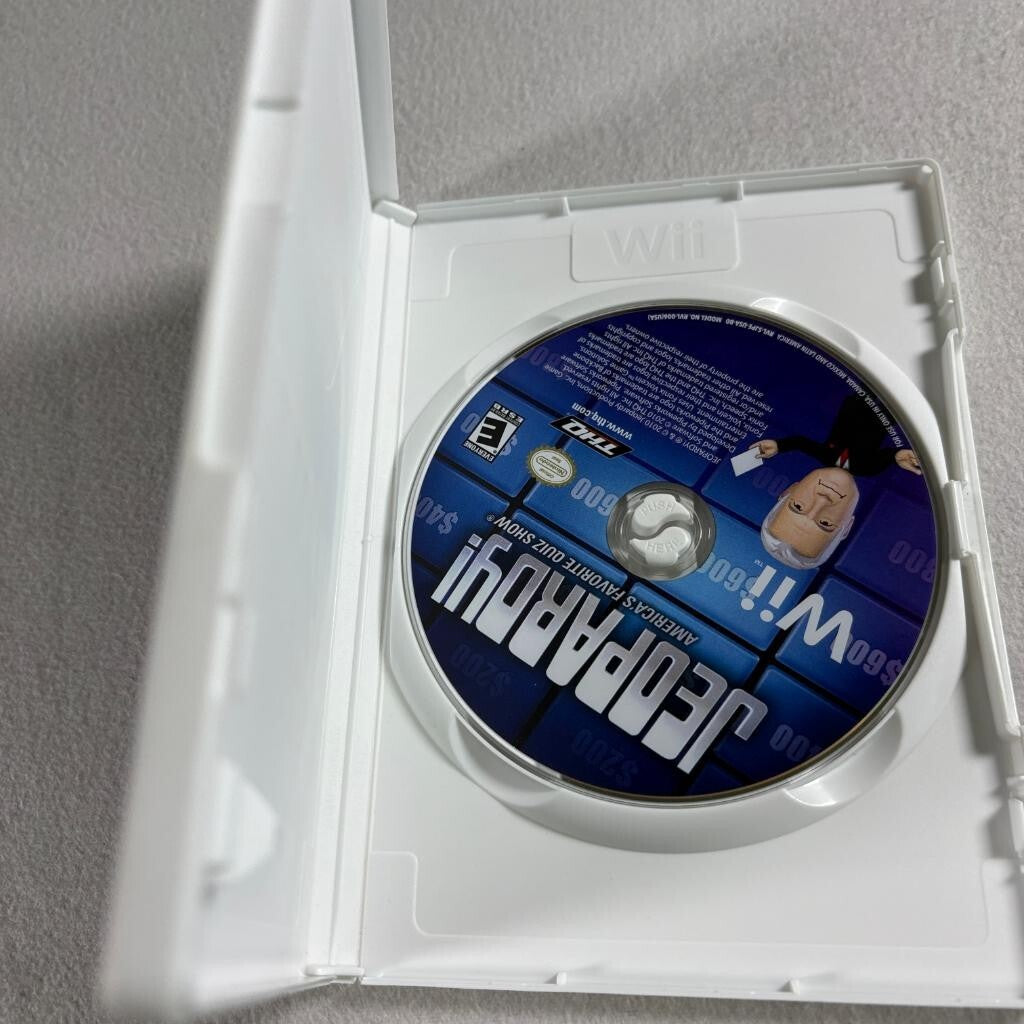 Jeopardy Nintendo Wii Game Case and Disc THQ
