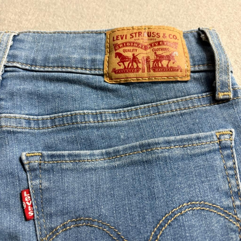 Levi's 710 Super Skinny Jeans Womens Size 27 W27 L30 Medium Wash Denim