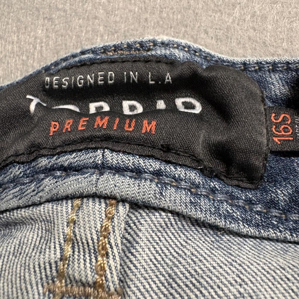 Torrid Premium Skinny Jeans Womens 16S Blue Denim Stretch Short Inseam