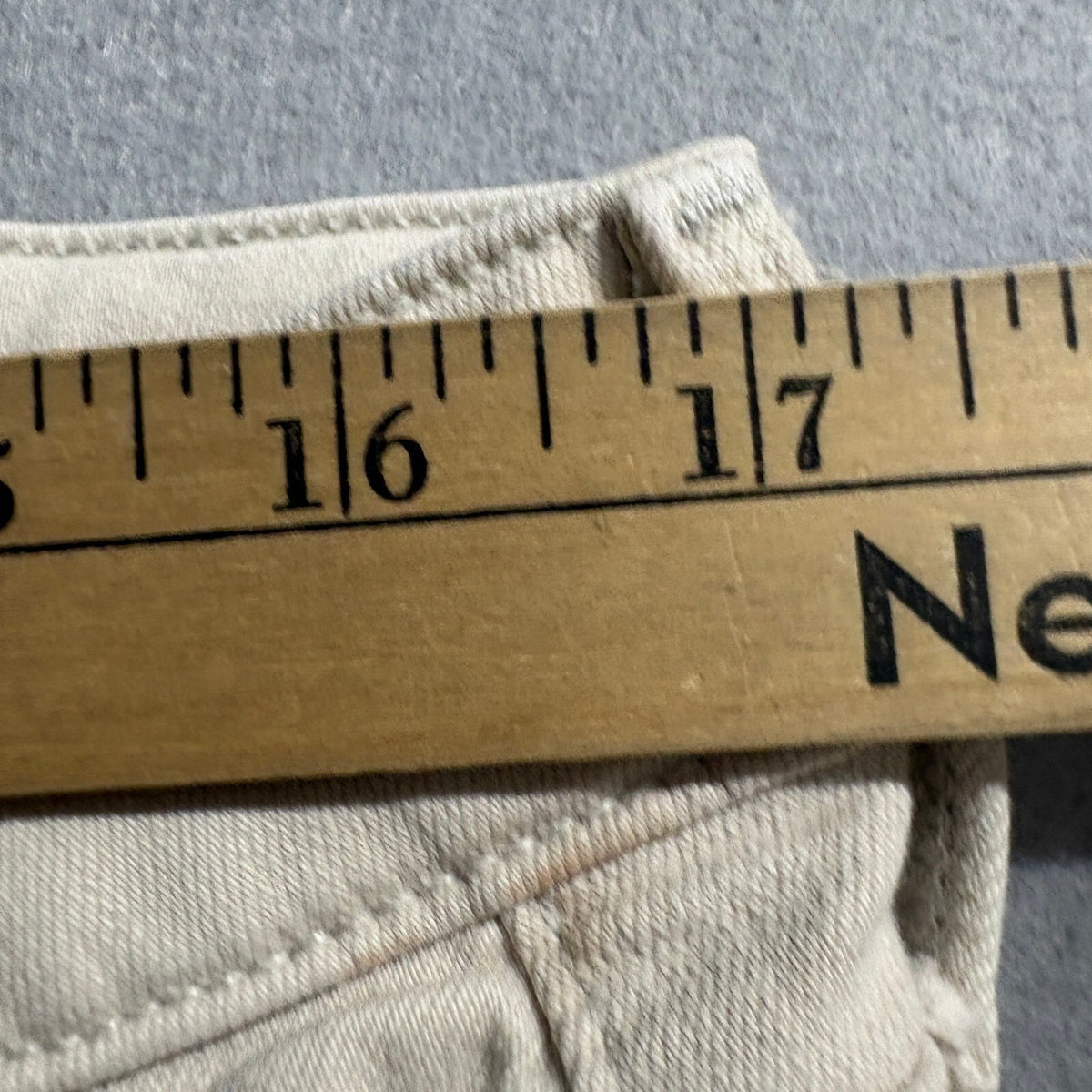 NYDJ Marilyn Straight Leg Jeans Womens Size 14 Beige Khaki Lift Tuck Denim