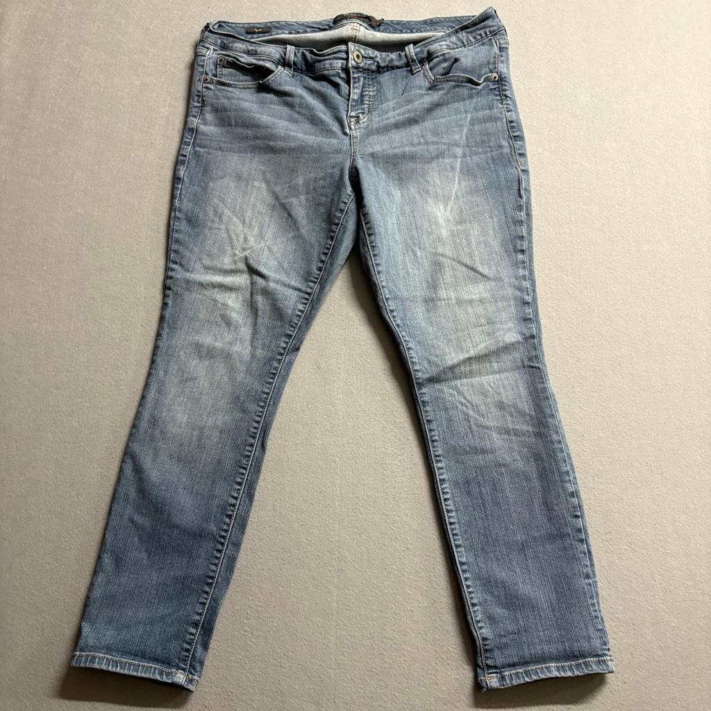 Torrid Premium Skinny Jeans Womens 16S Blue Denim Stretch Short Inseam