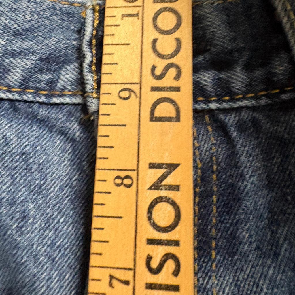 Levis 550 Relaxed Fit Jeans Mens 33x32 Blue Denim Medium Wash Red Tab