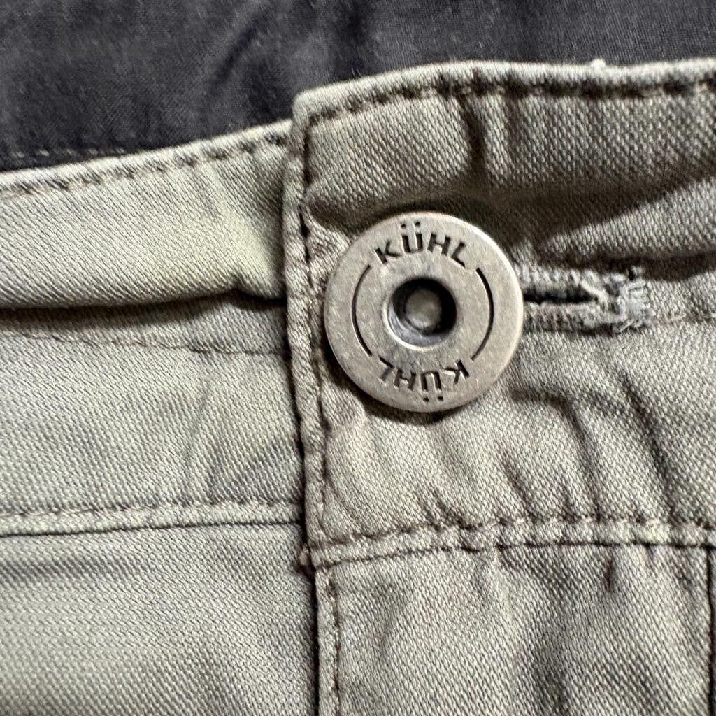 Kuhl Renegade Cargo Shorts Mens 38 Green Cotton Blend Hiking Outdoor