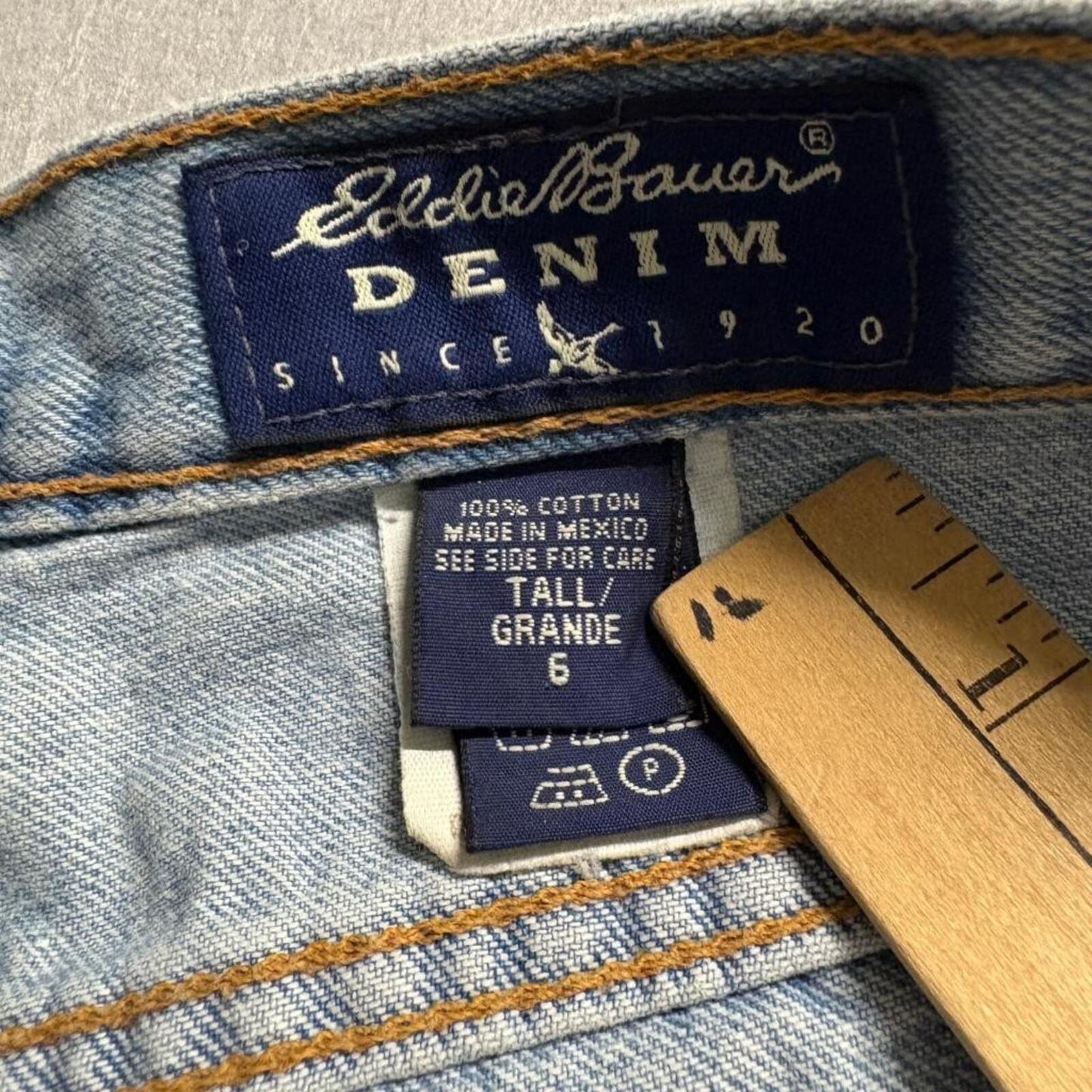 Eddie Bauer Vintage Mom Jeans Womens 6 Tall Light Wash High Rise Straight Leg
