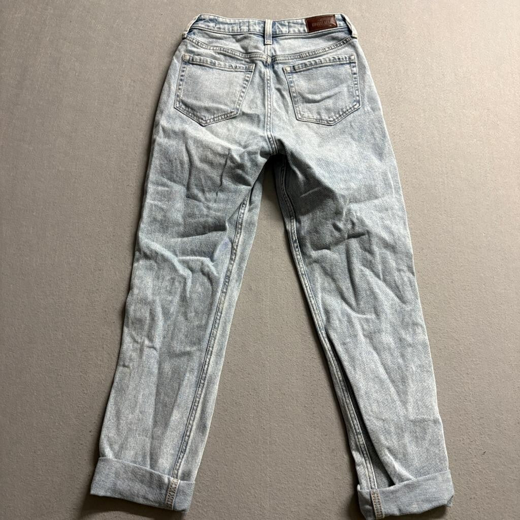 Hollister Ultra High Rise Mom Jeans Womens 1R W25 L27 Light Wash Denim Stretch