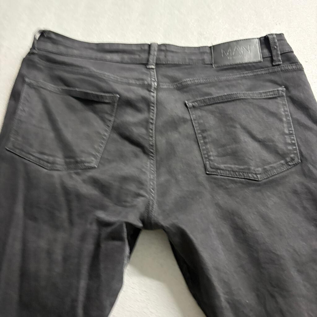 BoohooMAN Mens Distressed Flare Jeans Black Stretch Denim Size 36 x 36