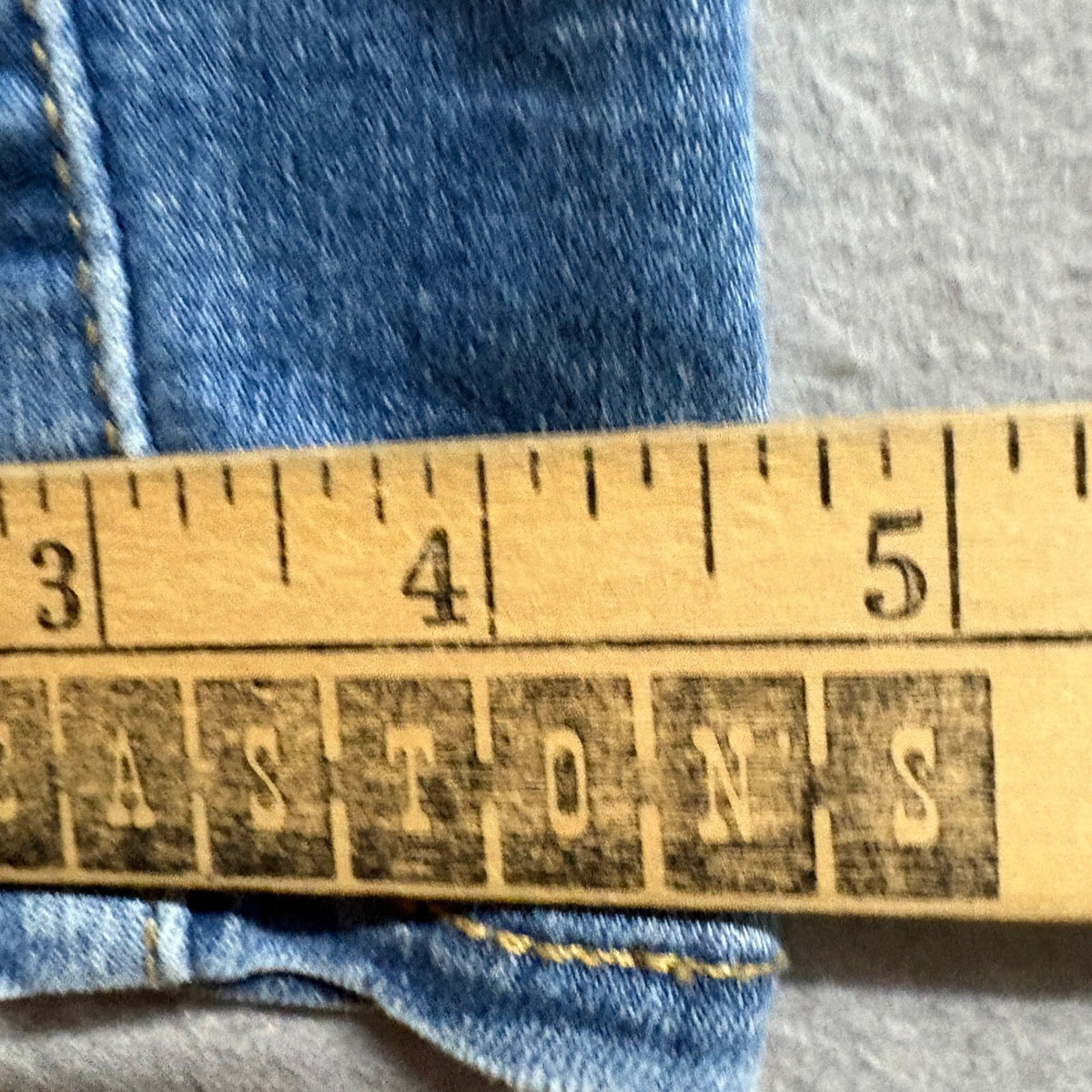 Levi's 720 High Rise Super Skinny Jeans Womens 27x30 Distressed Blue Denim