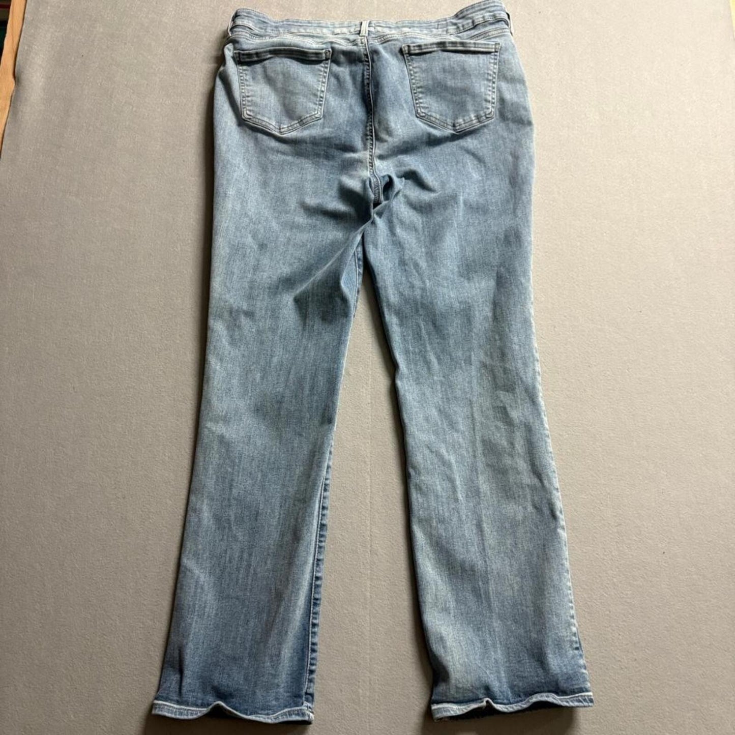 NYDJ Marilyn Straight Jeans Womens Size 18 Light Wash Stretch Blue Denim