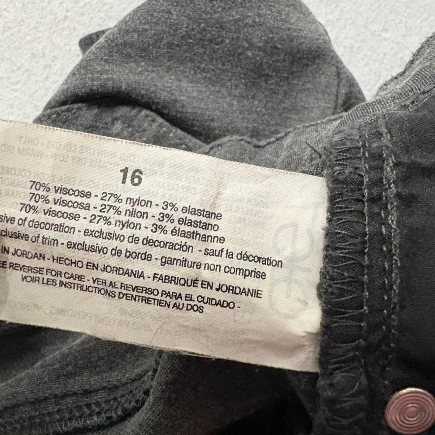 Gloria Vanderbilt Amanda Jeans Womens 16 Gray High Rise Straight Leg Stretch