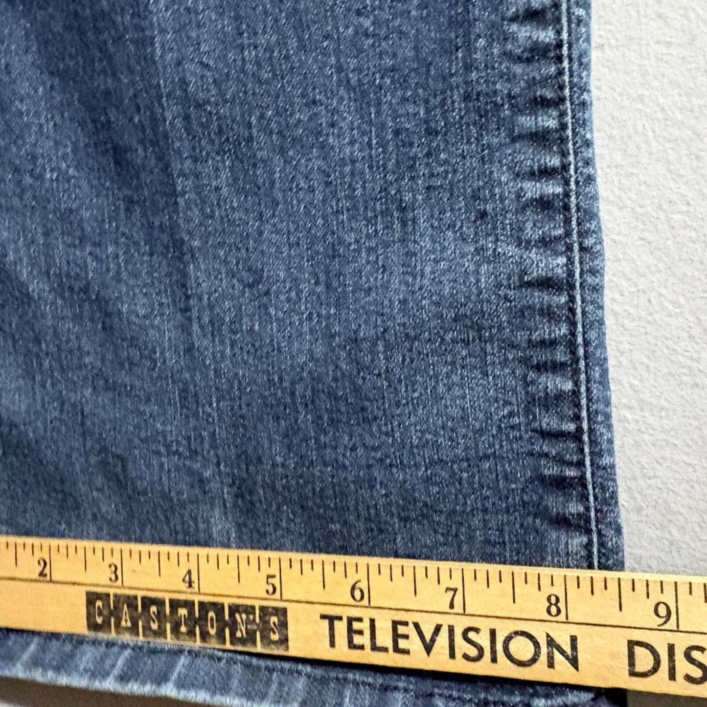NYDJ Not Your Daughters Jeans Womens 10 Blue Straight Leg Rhinestone Pockets USA