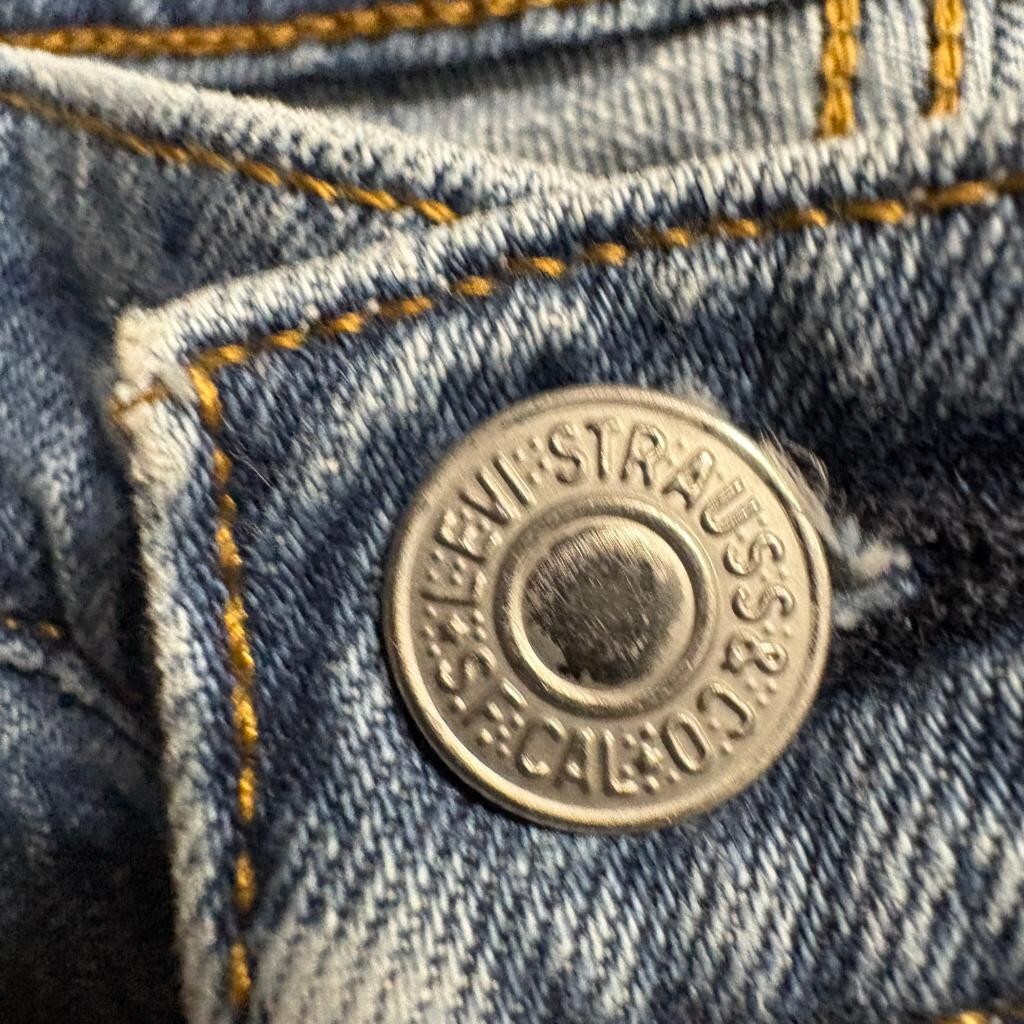 Levis 501 Original Fit Jeans Womens W26 L30 Blue Denim Button Fly Stretch