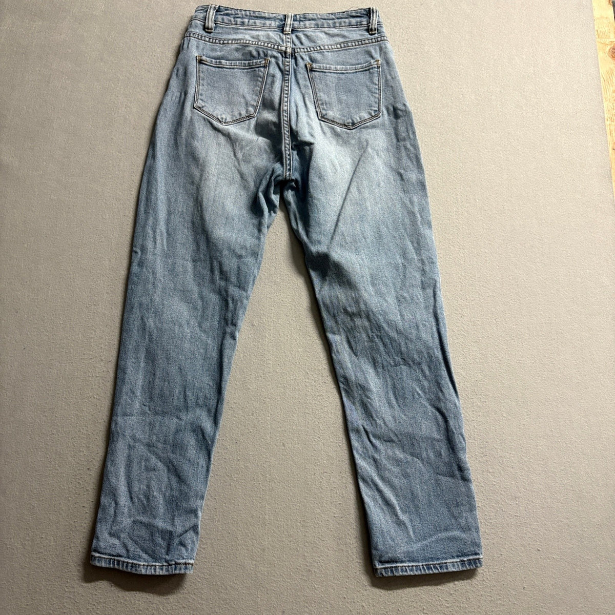 I&M Black Label High Rise Mom Jeans Womens Size 5 Distressed Light Wash Blue