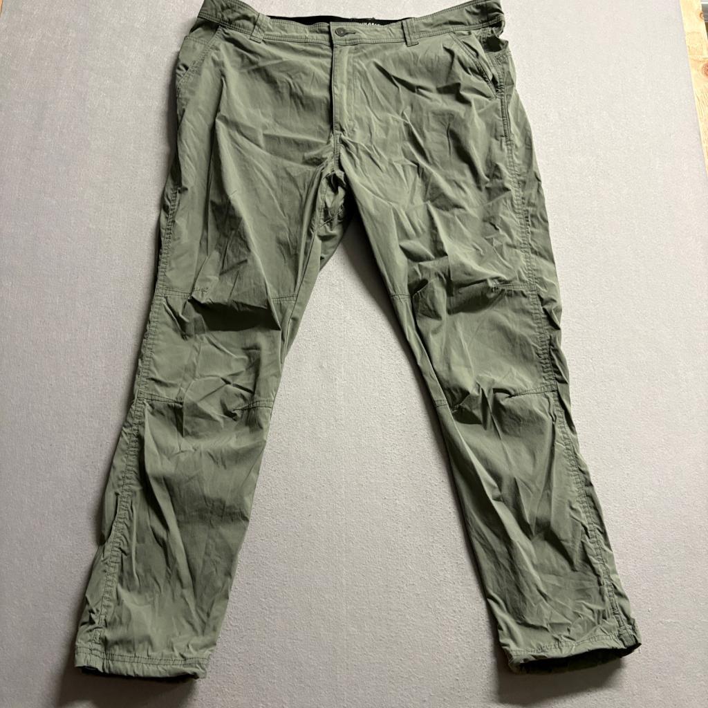 Wrangler ATG Mens 40x30 Green All Terrain Gear Nylon Stretch Utility Pants