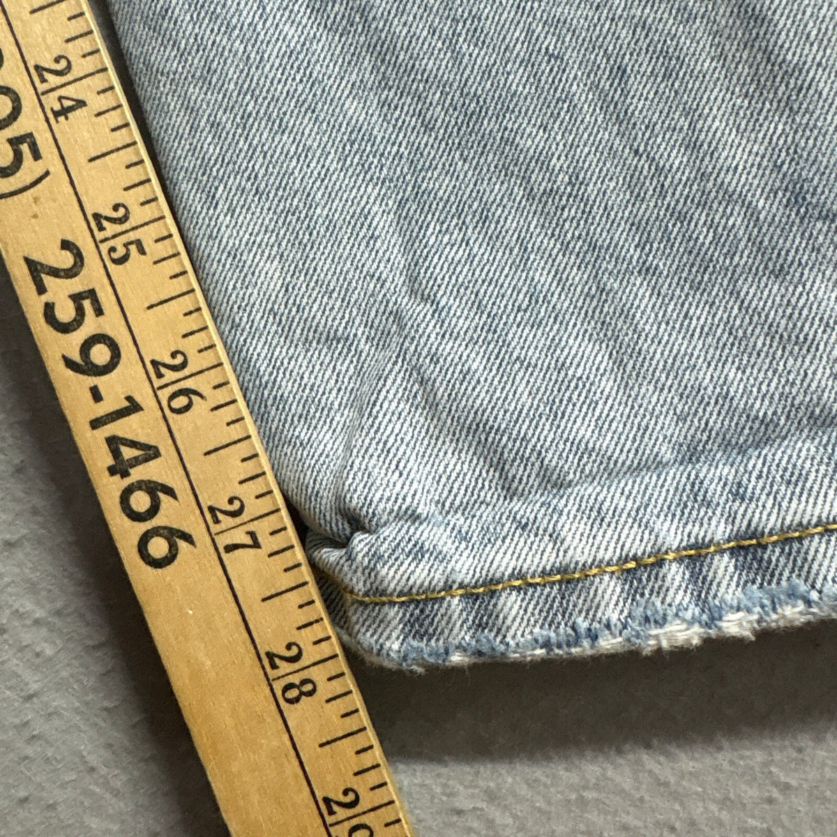 Venroy Mens Jeans Size 34 Light Blue Wash 100% Cotton Straight Leg Denim Pants