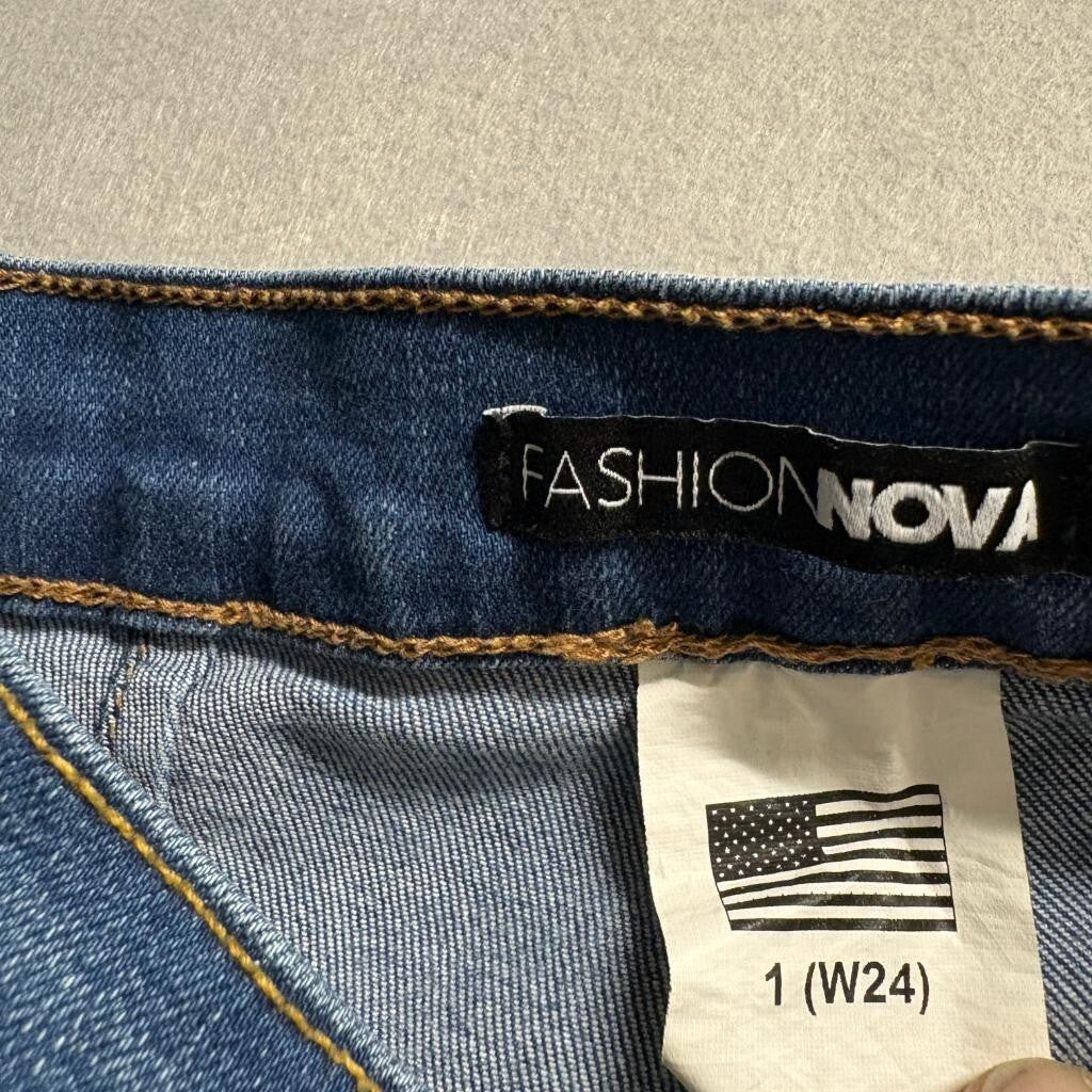 Fashion Nova High Rise Extreme Flare Jeans Womens Size 1 W24 Distressed Raw Hem