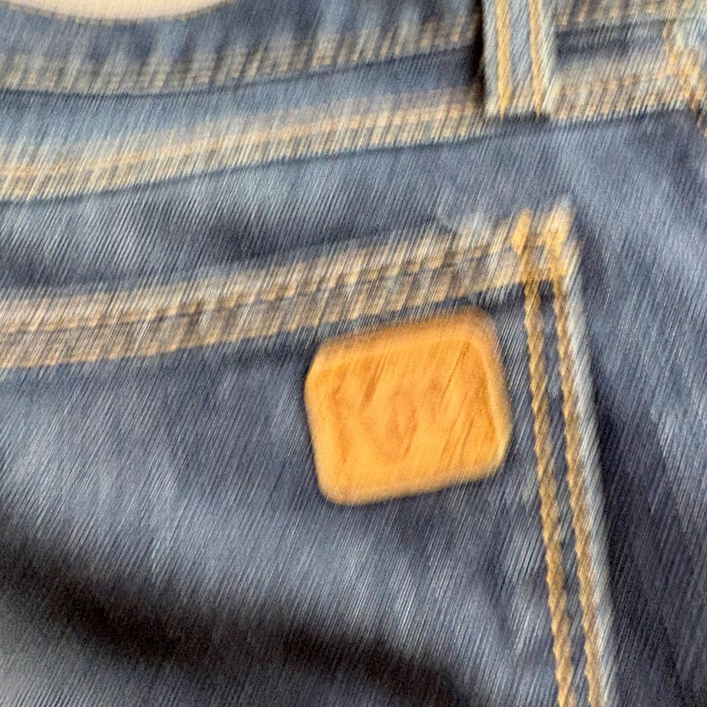 Wrangler Rock 47 Boyfriend Fit Jeans Mens 31x34 Blue Denim Stretch WBX30TB