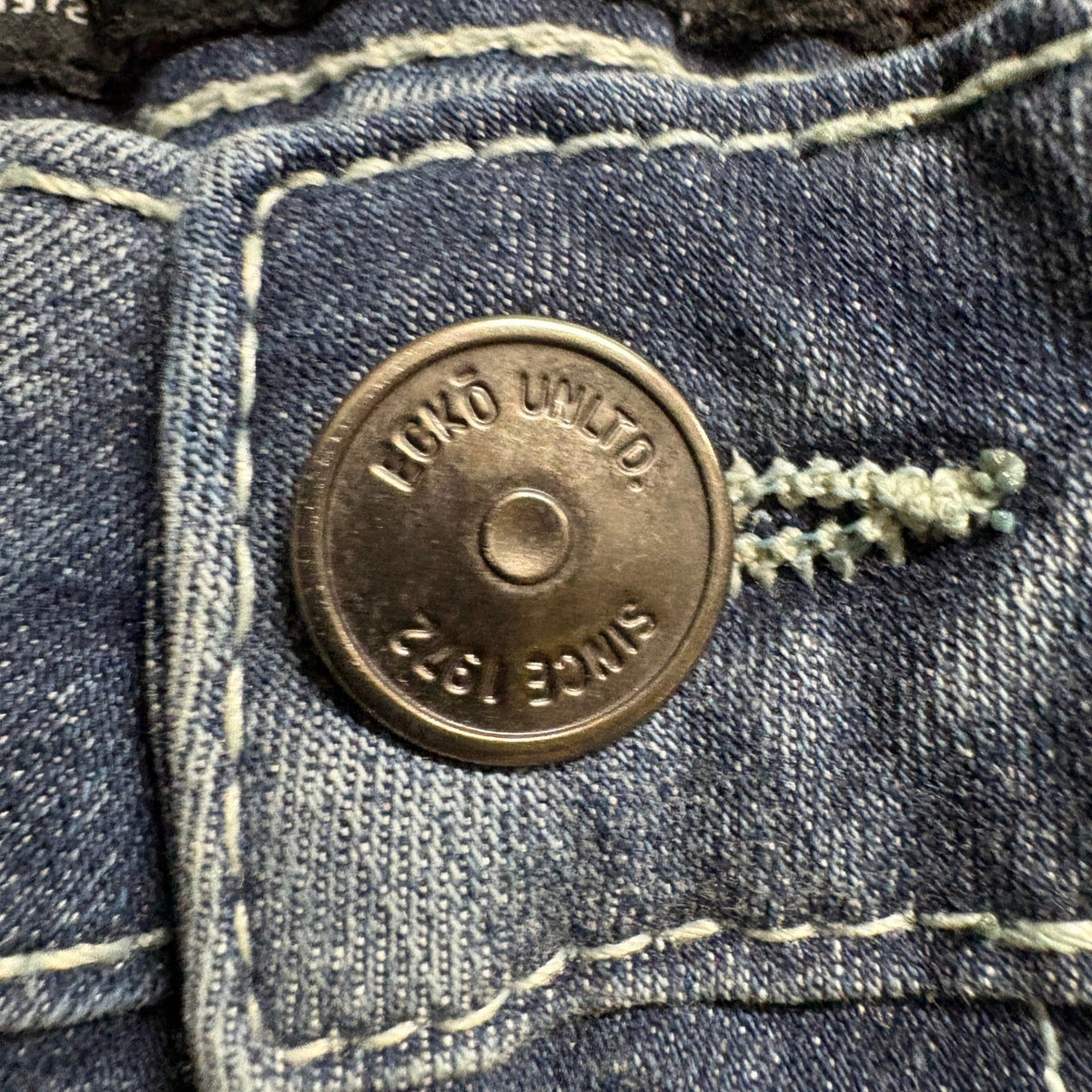 Ecko Unltd Mens Skinny Fit Stretch Blue Denim Jeans Size 36x30 Y2K Rhino Patch