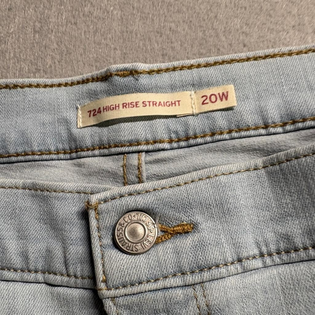 Levi's 724 High Rise Straight Jeans Womens 20W Light Wash Blue Denim Raw Hem