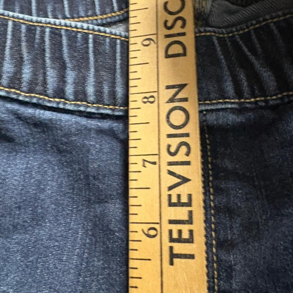 Susan Graver Jeans Womens 6 Blue Denim Pull On Sailor Button Crop Capri Pants
