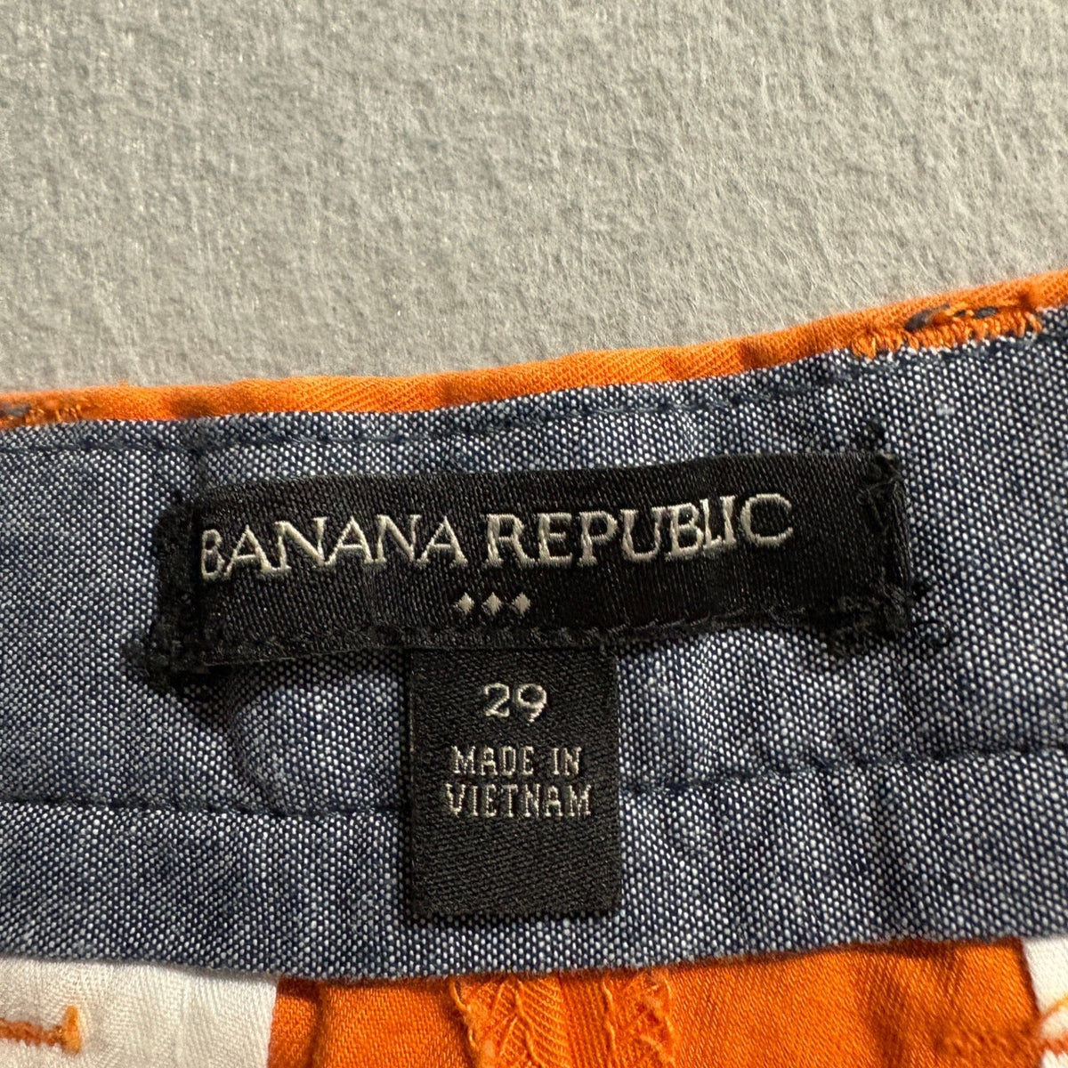 Banana Republic Chino Shorts Mens Size 29 Orange Cotton Casual Flat Front