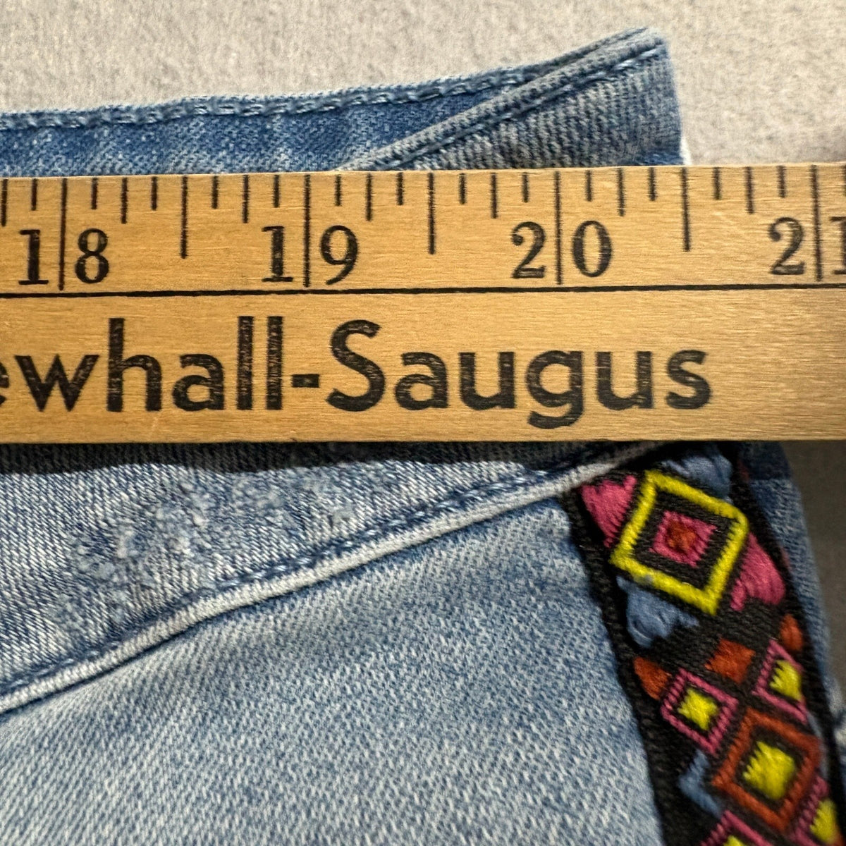 Seven7 Womens Jeans 20W Blue Denim Crop Frayed Hem Embroidered Side Stripe