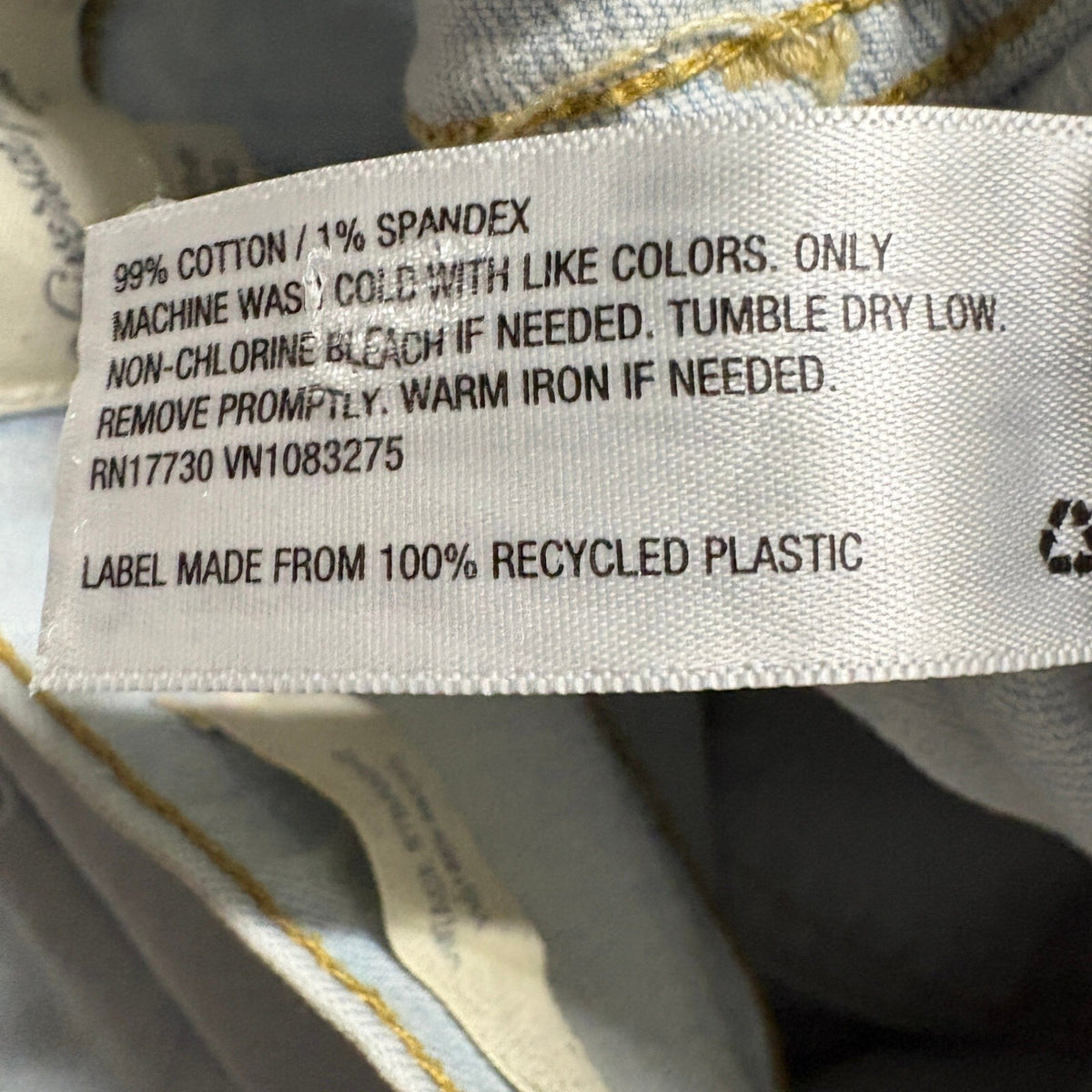 Universal Thread Vintage Straight Jeans Womens 00/24R Light Wash Distressed Blue