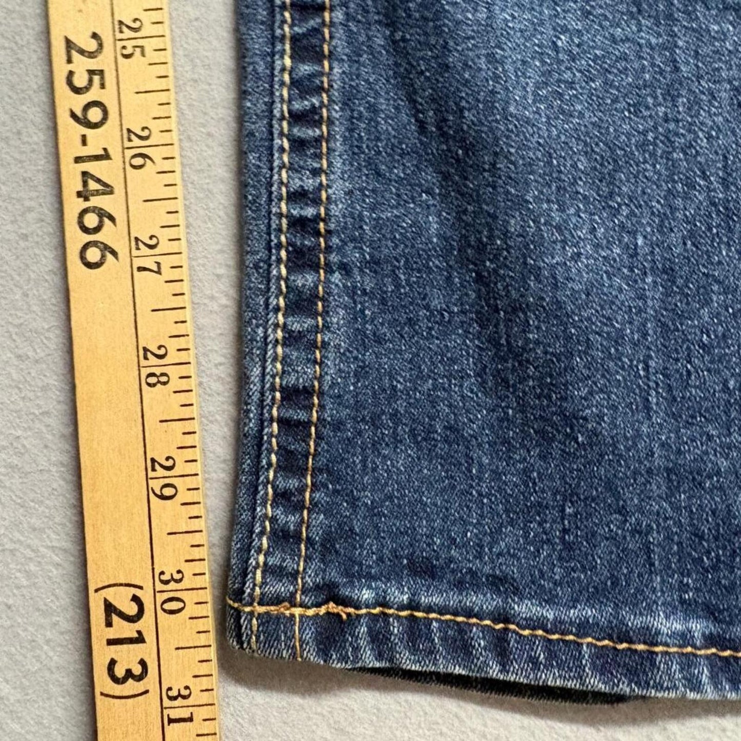 WallFlower Bootcut Jeans Womens Size 3 Blue Denim Embellished Flap Pocket