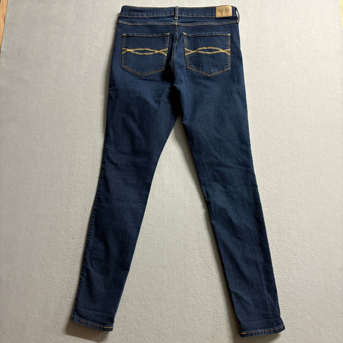 Abercrombie & Fitch Super Skinny High Rise Jeans Womens Size 10R Dark Wash