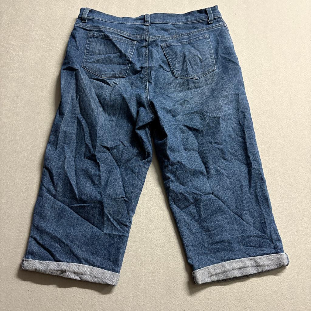 Gloria Vanderbilt Amanda Capri Jeans Womens 14 Blue Denim Stretch Cuffed Crop