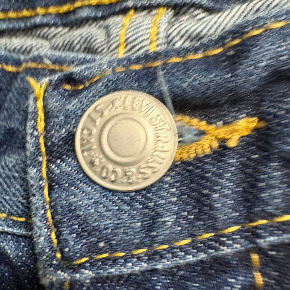 Levis 502 Regular Taper Jeans Womens 16Reg W28 L30 Distressed Blue Denim