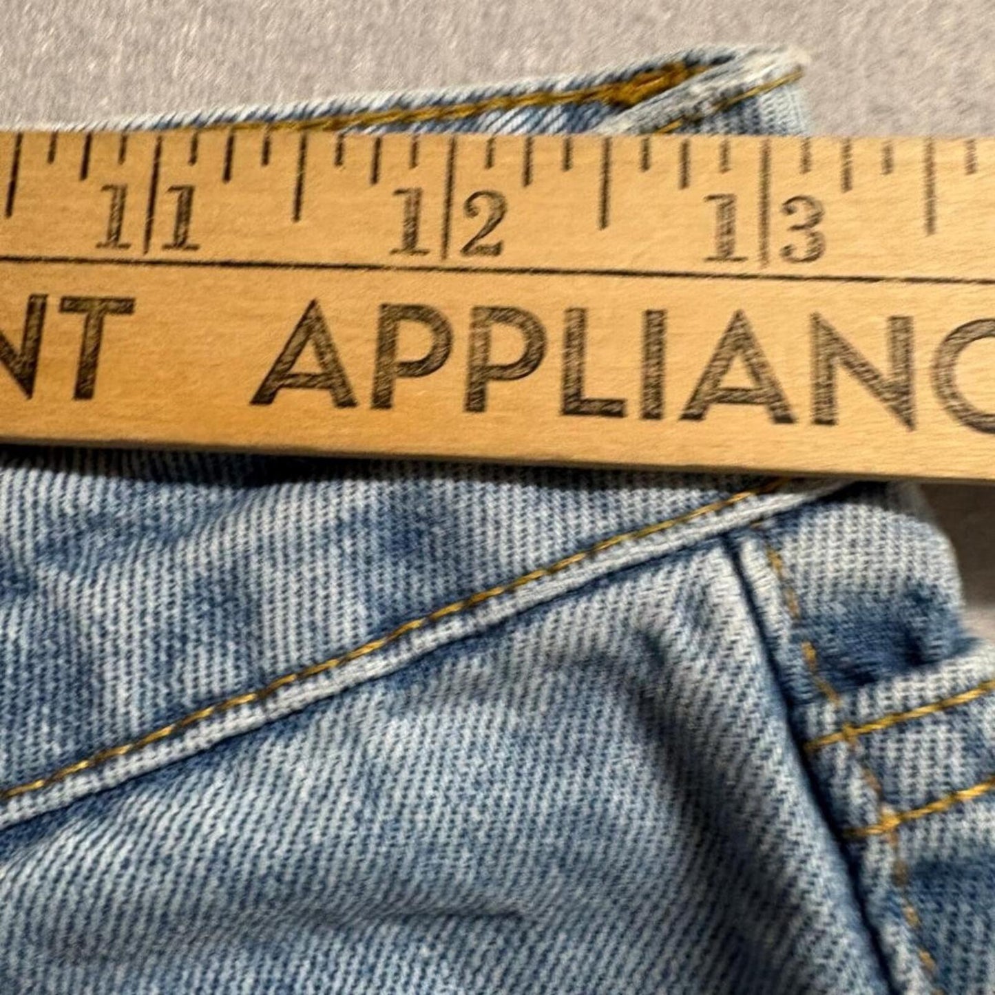 The Ragged Priest Ragged Jeans Womens 26 Blue Denim High Rise Straight Leg