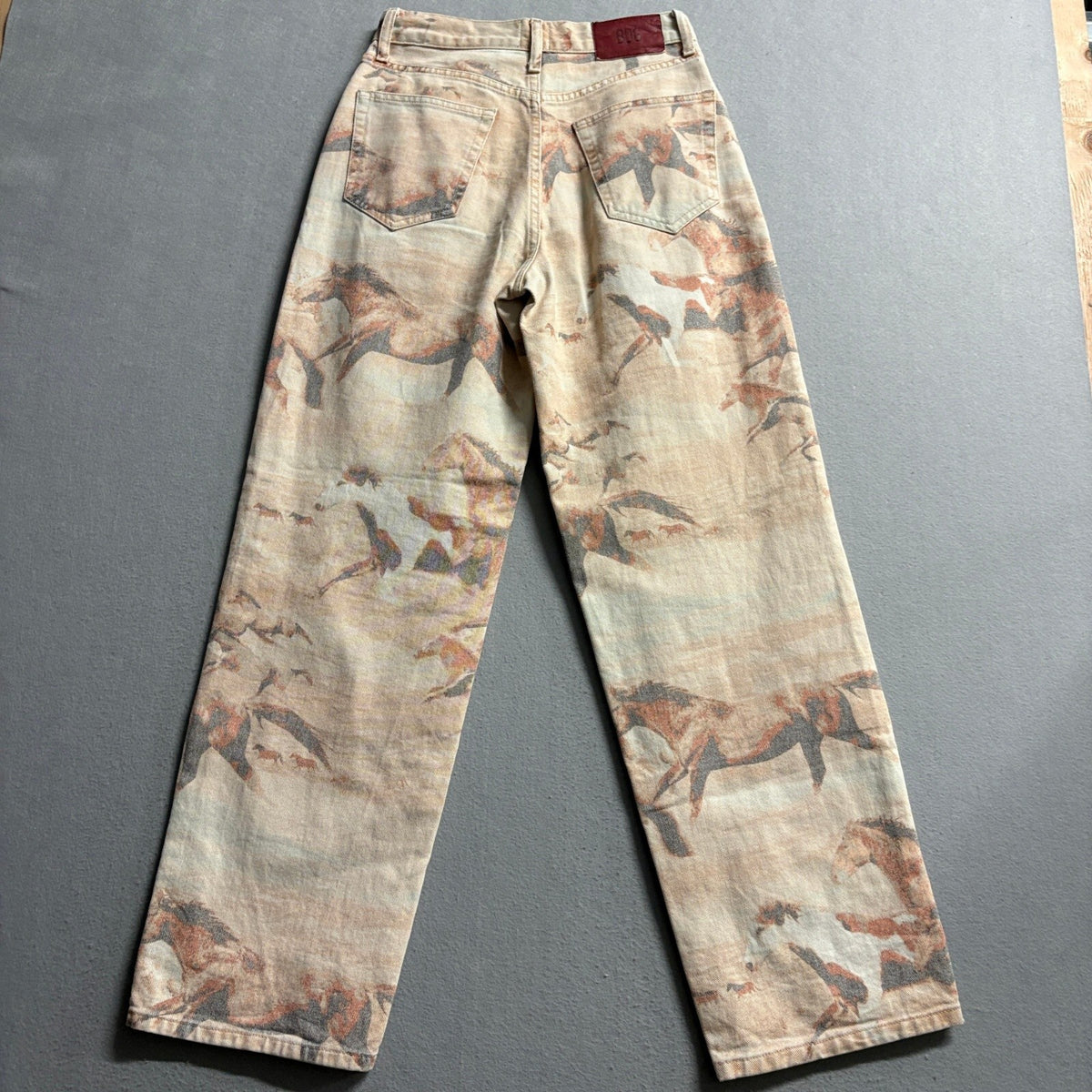BDG Urban Outfitters Horse Print High Rise Baggy Jeans Womens Size 26
