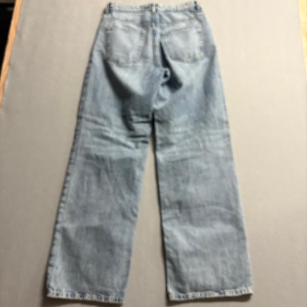 H&M Divided Distressed Wide Leg Jeans Womens Size 6 Blue Denim Ripped High Rise
